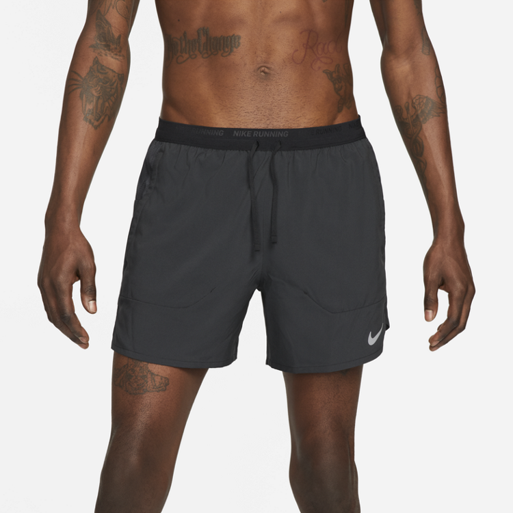 Nike Stride 5" Shorts Herre |